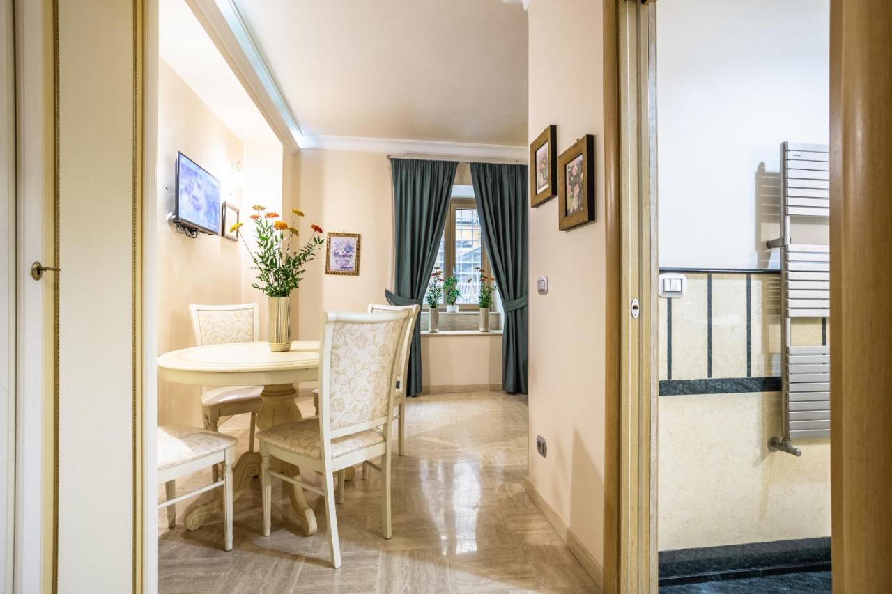 Luxury Inn Opera 로마 외부 사진